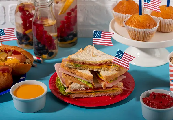 В США перевернули пищевую пирамиду с ног на голову